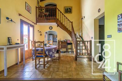 Maison - 189 m² - 5 pièces