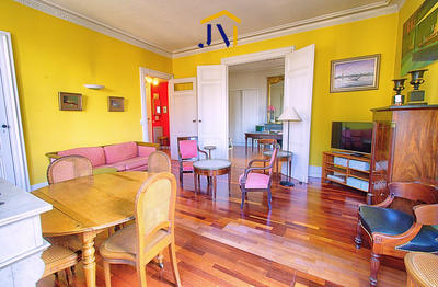 Appartement - 80 m² - 3 pièces