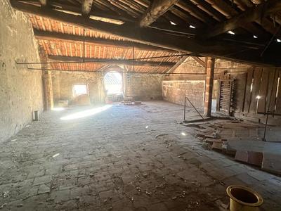 Maison - 490 m² - 21 pièces