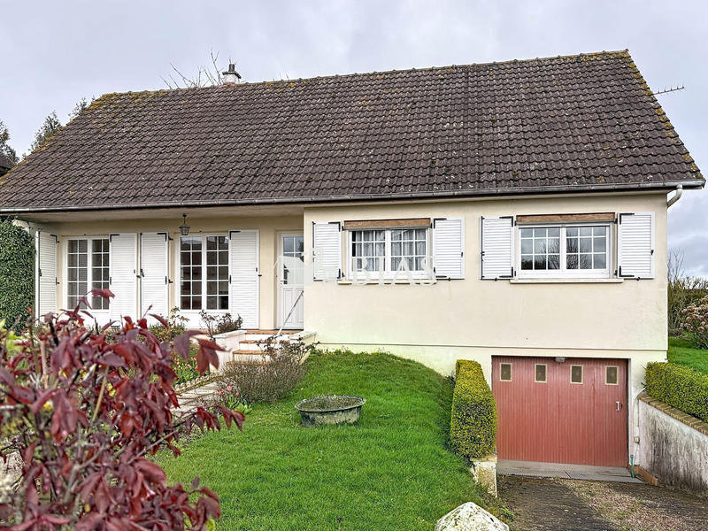 Maison - 93 m² - 4 pièces