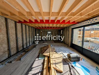 Maison - 140 m² - 4 pièces