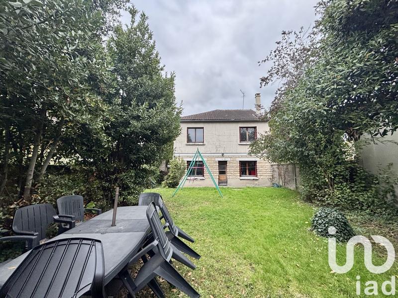 Maison - 98 m² - 5 pièces