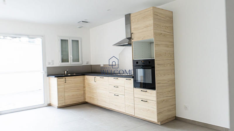 Maison - 76 m² - 3 pièces