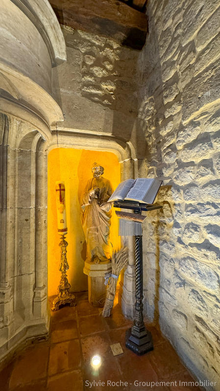 Propriété - 402 m² - 8 pièces