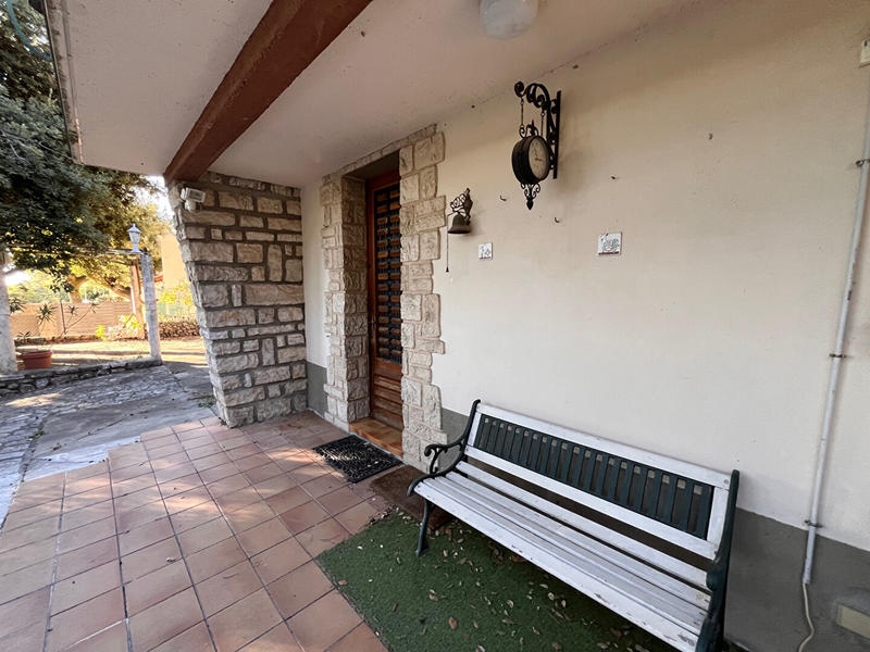 Maison - 148 m² - 8 pièces