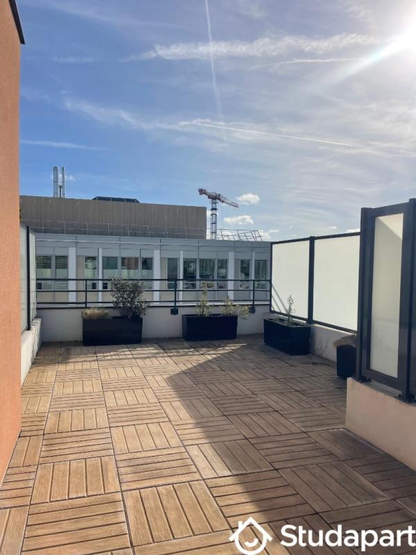 Chambre - 9 m² - 1 pièce