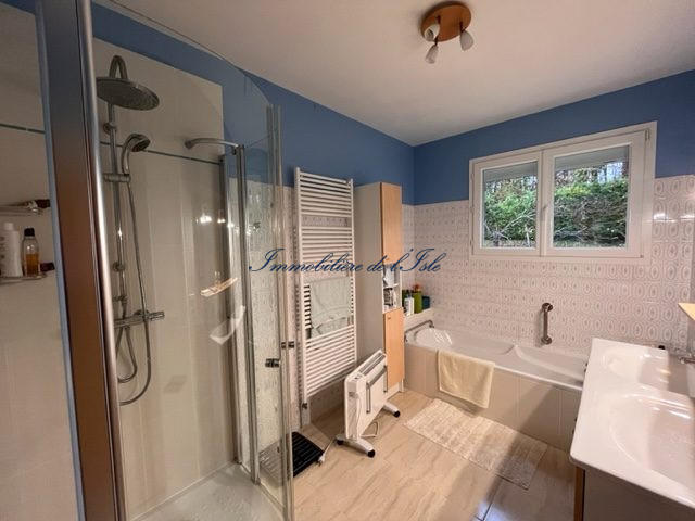 Maison - 155 m² - 6 pièces