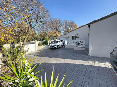 Maison - 127 m² - 5 pièces