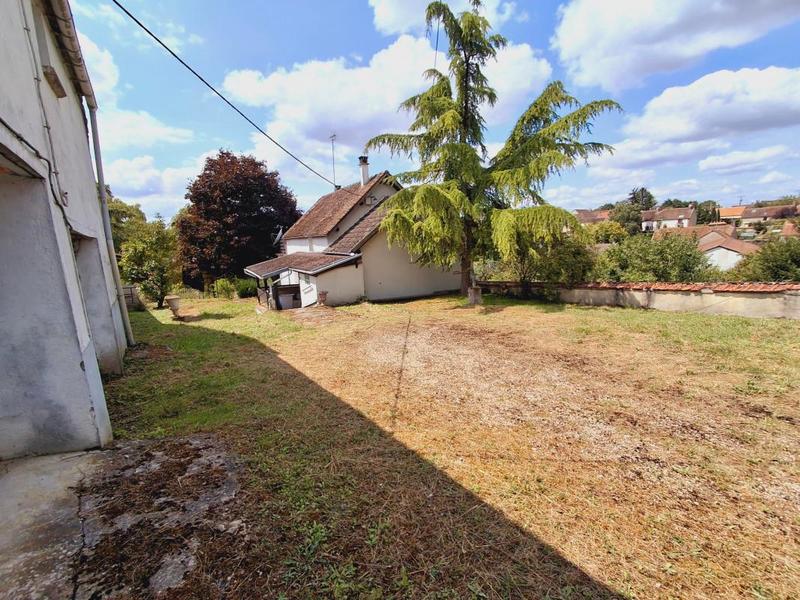 Maison - 102 m² - 4 pièces