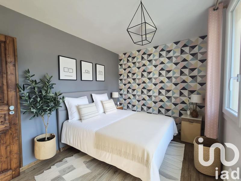 Maison - 178 m² - 8 pièces