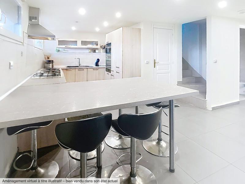 Maison - 174 m² - 8 pièces