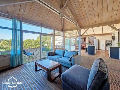 Maison - 449 m² - 18 pièces