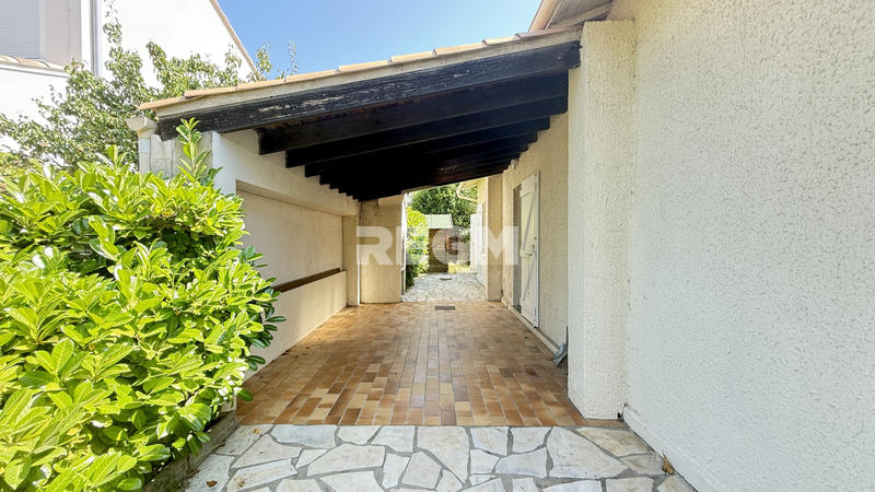 Villa - 96 m² - 6 pièces