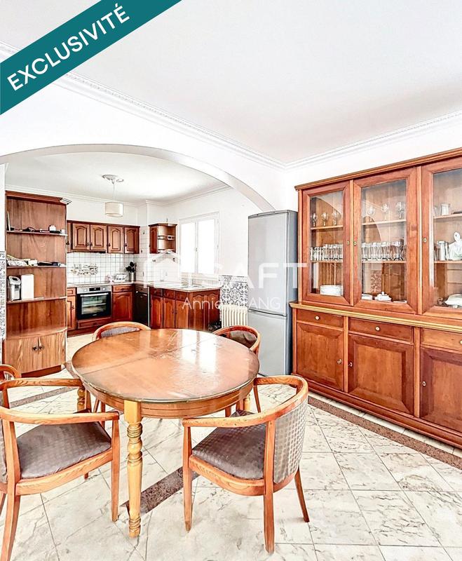 Maison - 149 m² - 8 pièces