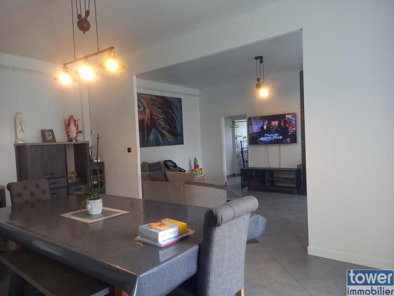 Maison - 158 m² - 6 pièces