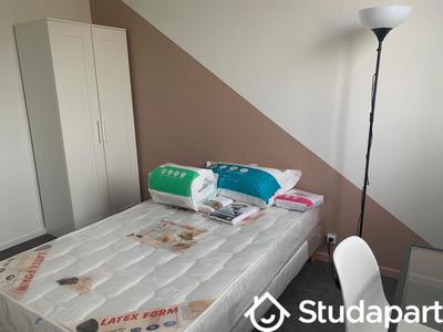 Chambre - 10 m² - 1 pièce