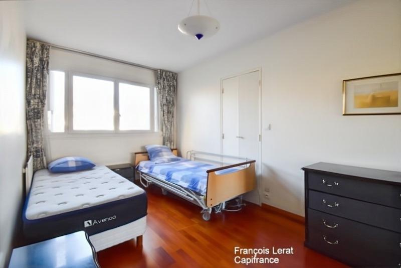 Appartement - 95 m² - 5 pièces