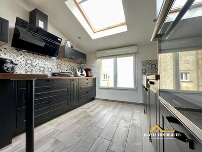 Maison - 137 m² - 5 pièces