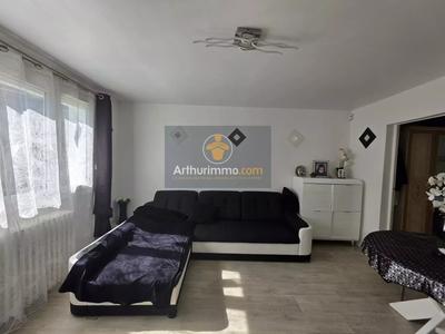 Maison - 85 m² - 6 pièces