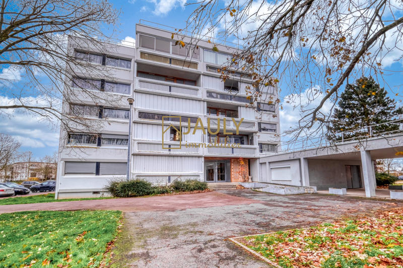 Appartement - 91 m² - 4 pièces