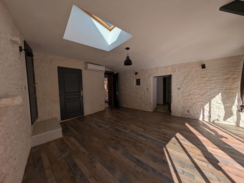 Maison - 182 m² - 7 pièces