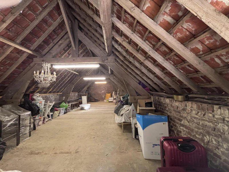 Maison traditionnelle - 195 m² - 6 pièces