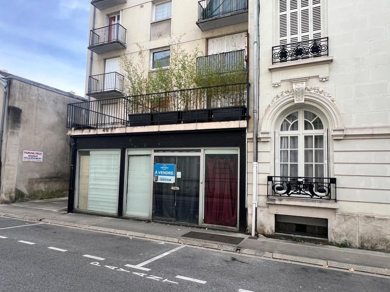 Local commercial - 80 m² - 3 pièces