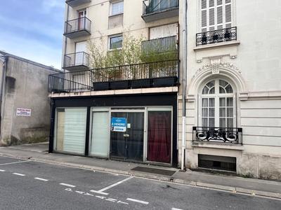 Local commercial - 80 m² - 3 pièces