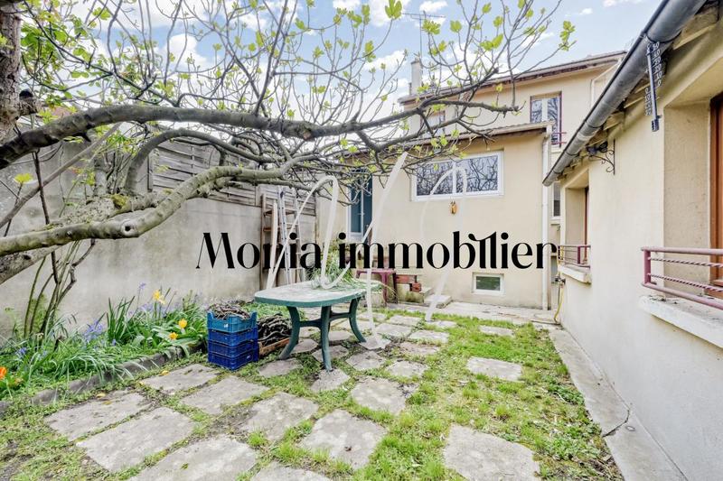 Pavillon - 120 m² - 5 pièces