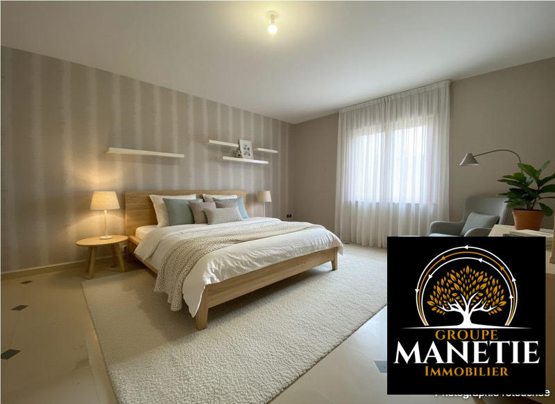 Maison - 355 m² - 10 pièces