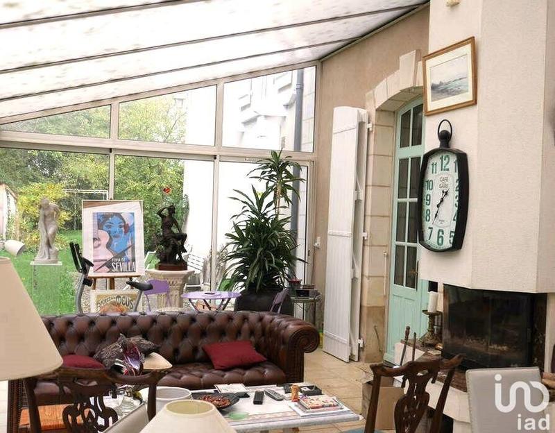 Maison - 220 m² - 6 pièces