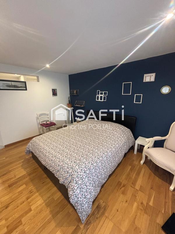 Maison - 184 m² - 6 pièces