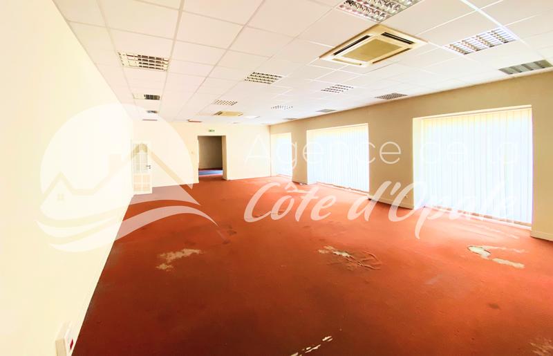 Local commercial - 96 m²