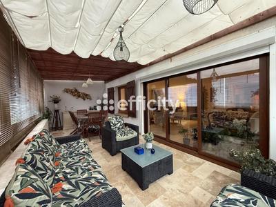 Maison - 138 m² - 6 pièces