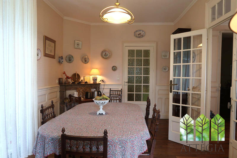 Château - 495 m² - 20 pièces