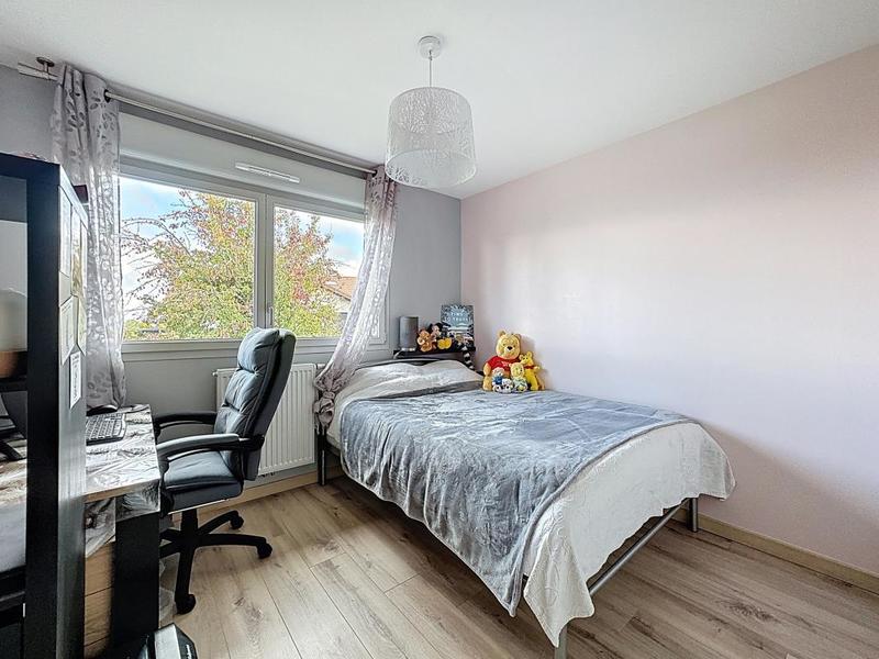 Appartement - 102 m² - 4 pièces