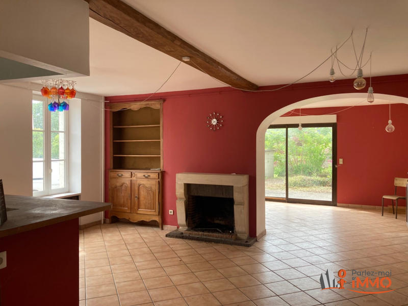 Maison - 163 m² - 8 pièces