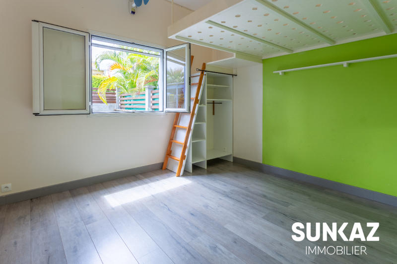 Maison - 150 m² - 5 pièces