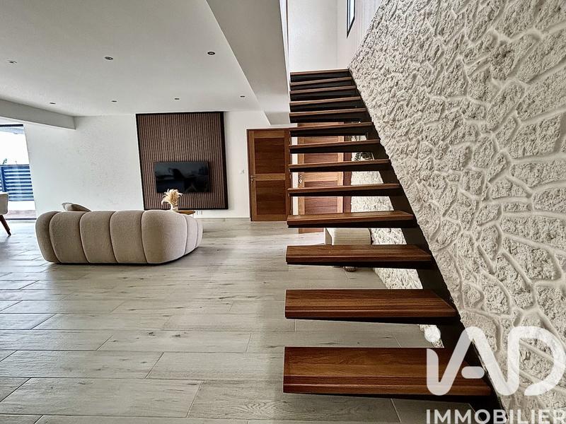 Maison de maîtres - 140 m² - 5 pièces