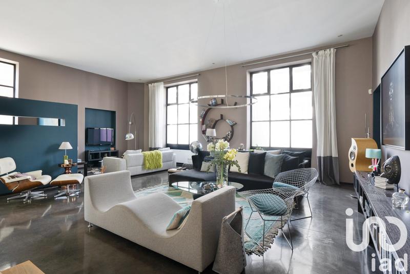 Duplex - 299 m² - 8 pièces