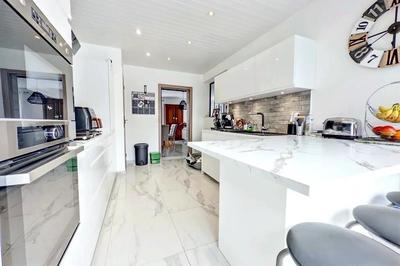 Maison - 114 m² - 5 pièces