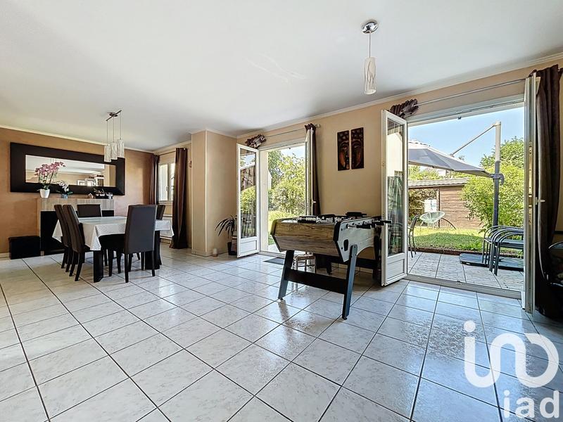 Maison - 121 m² - 6 pièces