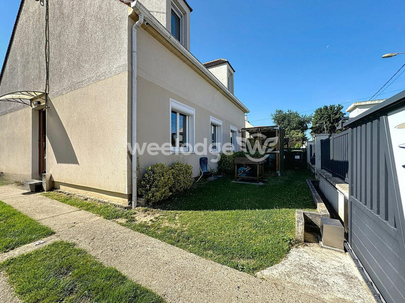 Maison - 120 m² - 7 pièces