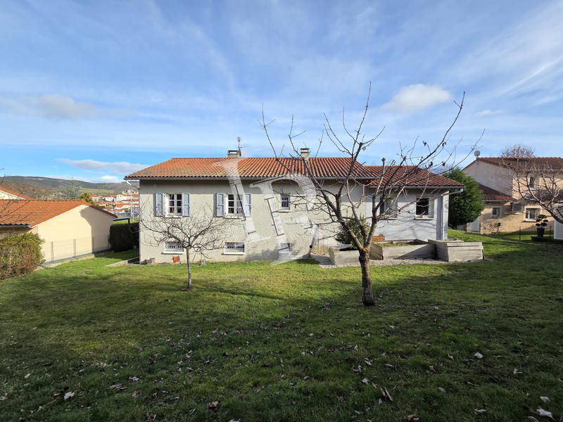 Maison - 160 m² - 5 pièces