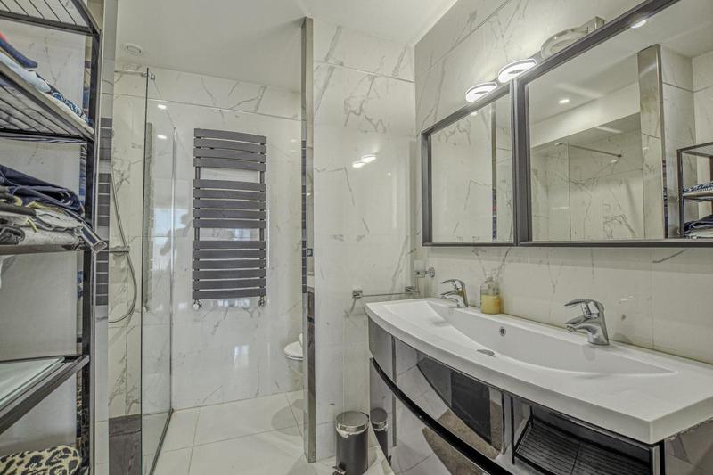 Penthouse - 93 m² - 3 pièces