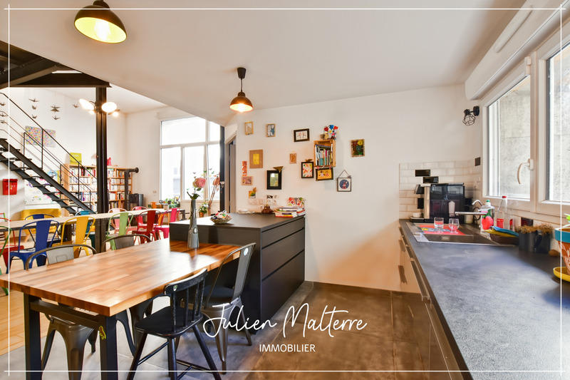 Loft - 165 m² - 7 pièces