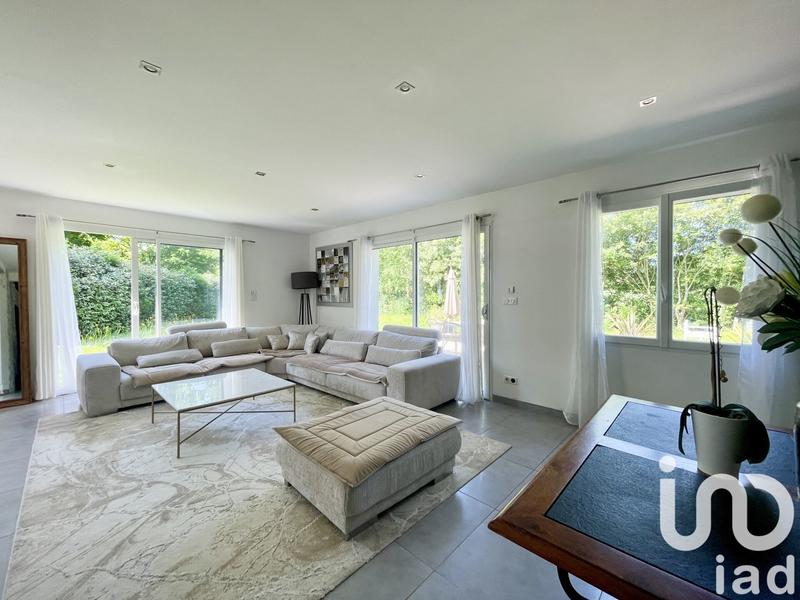 Maison - 169 m² - 6 pièces