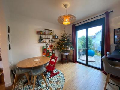 Maison - 104 m² - 4 pièces