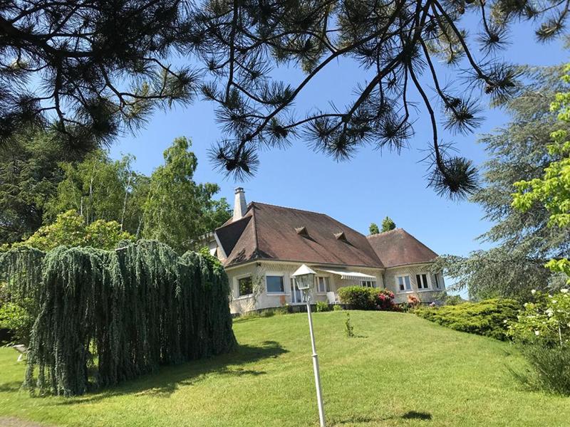 Villa - 280 m² - 9 pièces