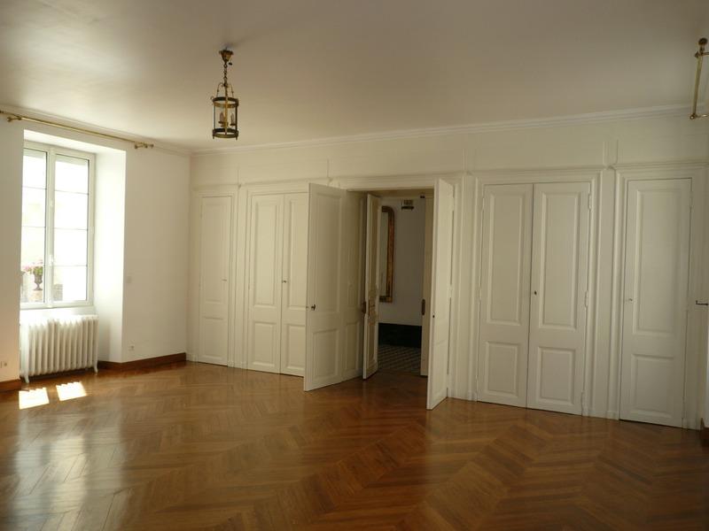 Appartement - 142 m² - 6 pièces